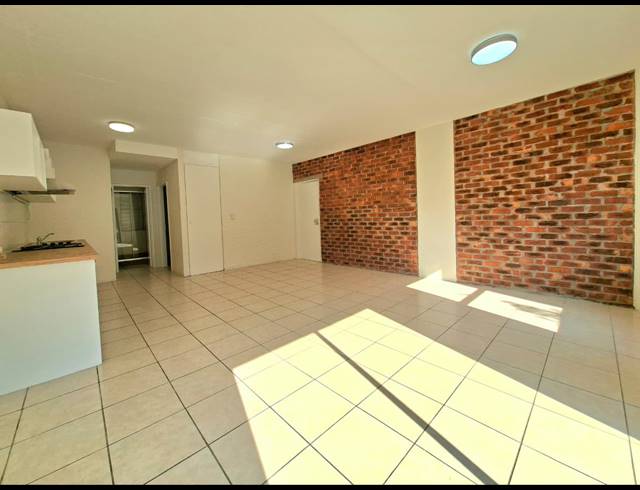 1 BEDROOM APARTMENT FOR SALE IN WOODSTOCK